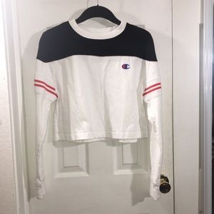 Champion long sleeved t-shirt